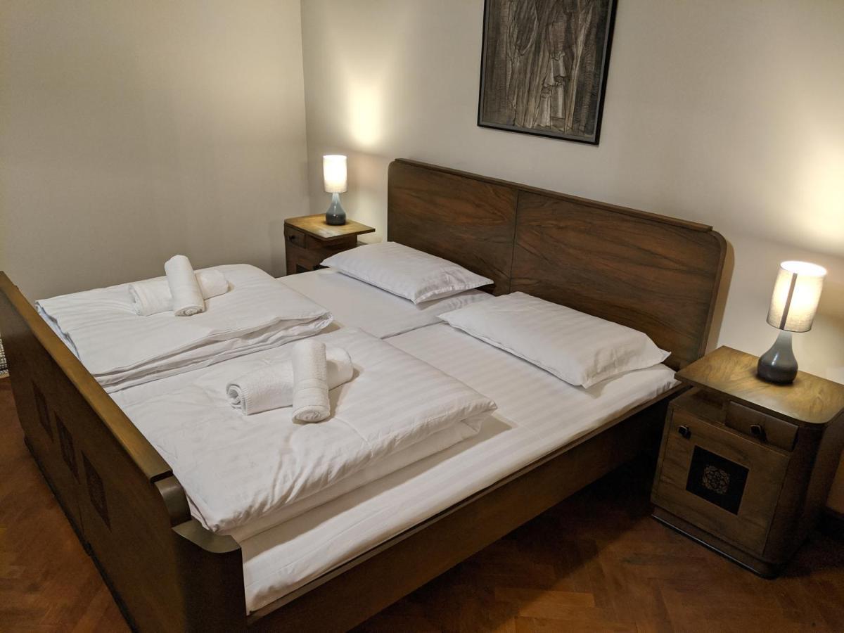 Cristian Apartment Near Old Town Temeşvar Dış mekan fotoğraf